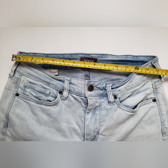 NYDJ AMI SKINNY ANKLE  Stars 🌟 Details Light Denim Blue Jeans Size 8P - Picture 4 of 11